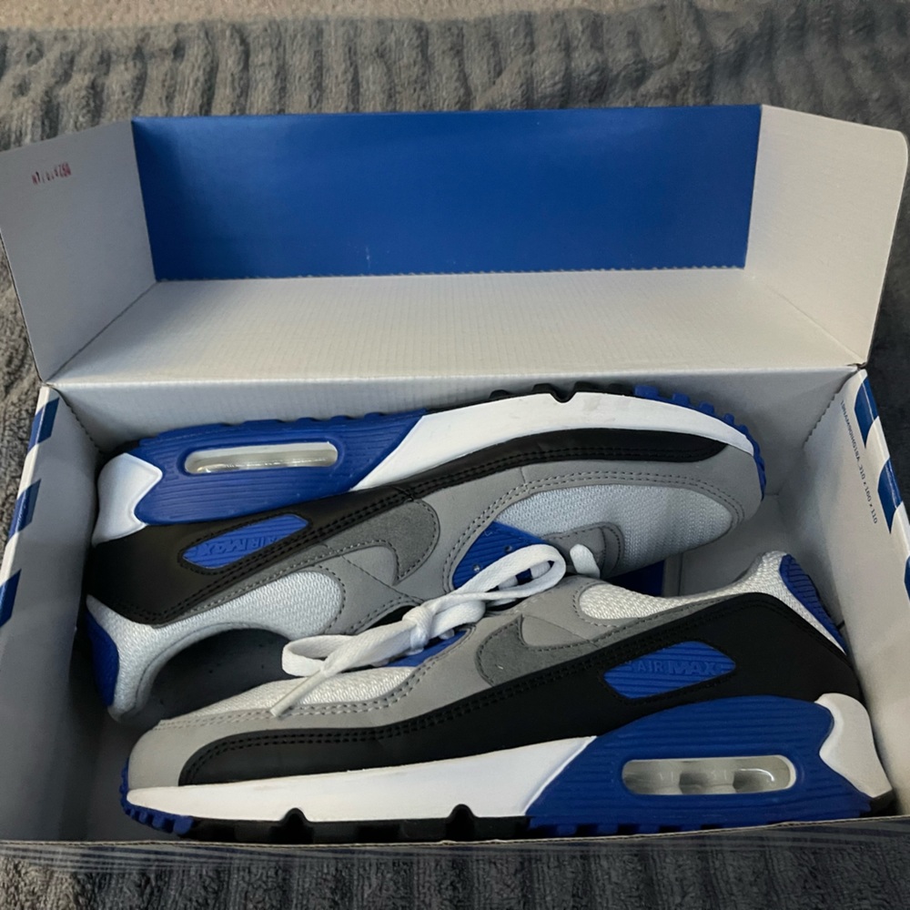 Nike Air Max 90 sneakers